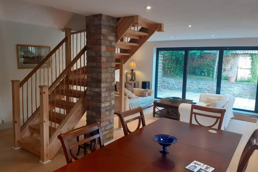Characterful Cottage Adjacent To An Orchard Brockley Buitenkant foto